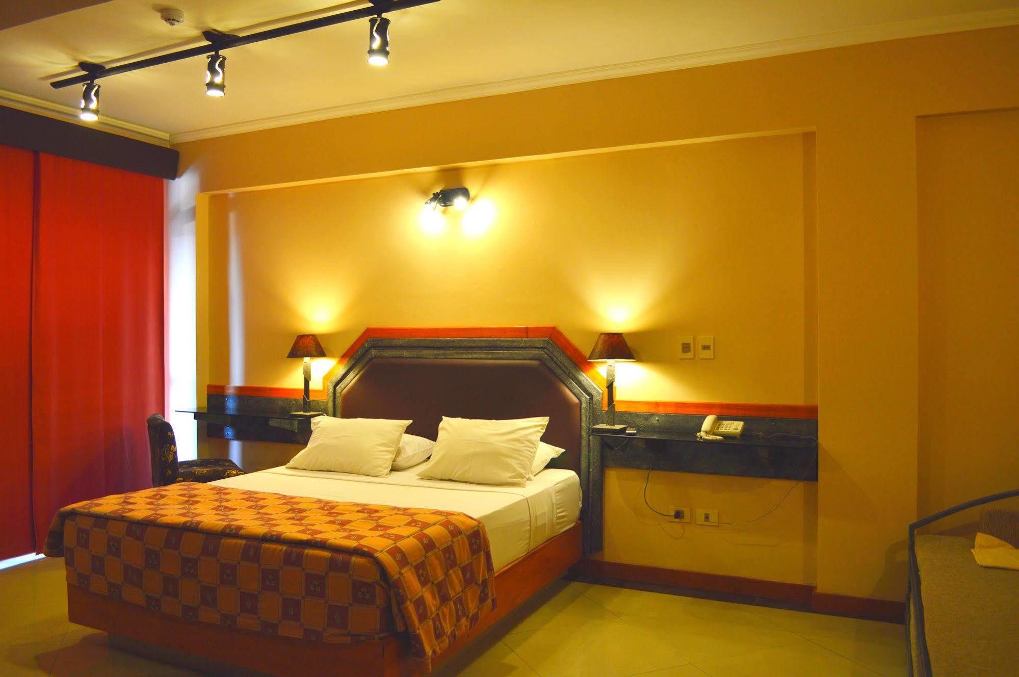 Aspen Hotel & Apart Asunción Exterior foto
